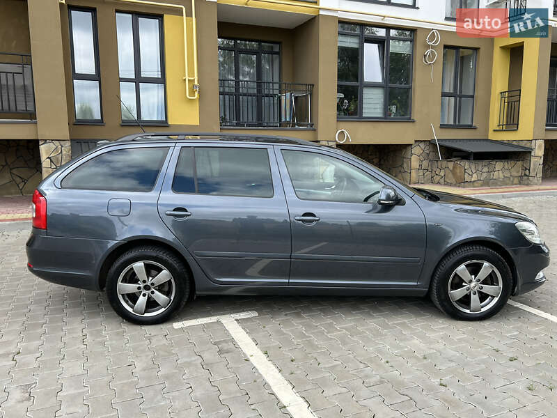 Универсал Skoda Octavia 2009 в Луцке