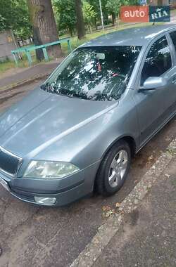 Лифтбек Skoda Octavia 2005 в 