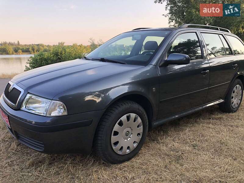Универсал Skoda Octavia 2009 в Мироновке