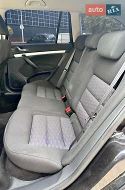 Универсал Skoda Octavia 2009 в 