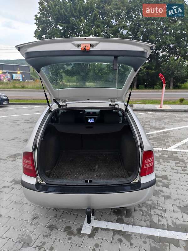 Універсал Skoda Octavia 2004 в Старому Самборі