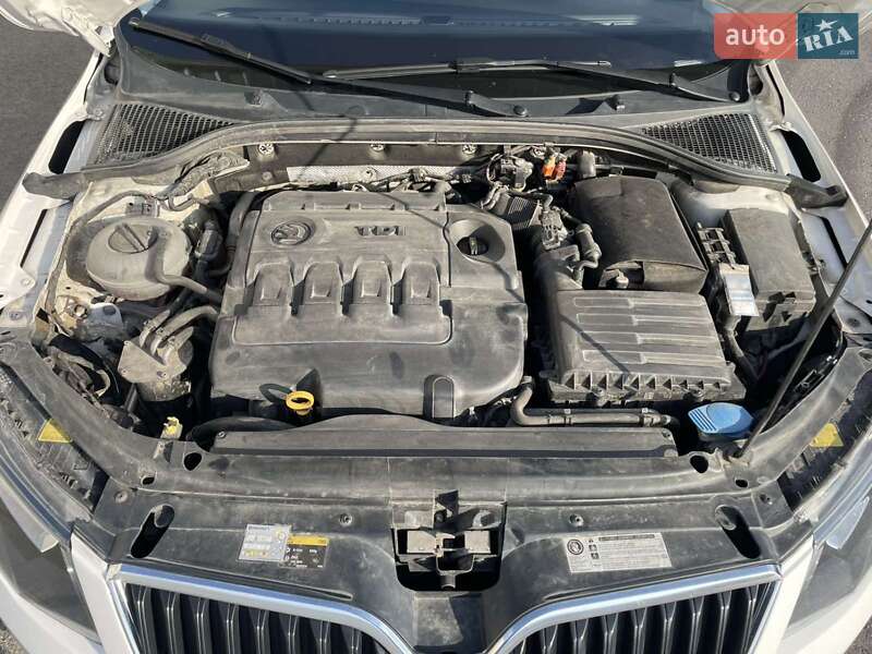 Лифтбек Skoda Octavia 2015 в Львове