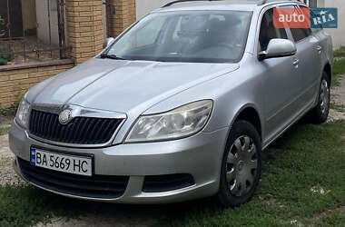 Универсал Skoda Octavia 2010 в Кропивницком