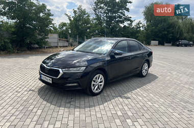 Лифтбек Skoda Octavia 2021 в Киеве
