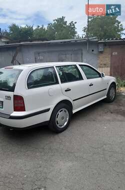 Универсал Skoda Octavia 1999 в 