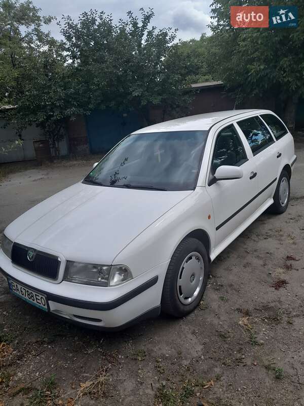 Универсал Skoda Octavia 1999 в Кропивницком