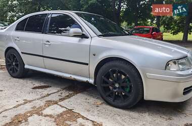 Лифтбек Skoda Octavia 2001 в 