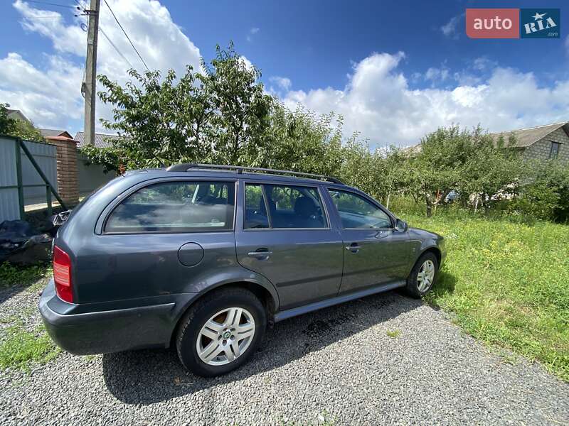 Универсал Skoda Octavia 2009 в Виннице