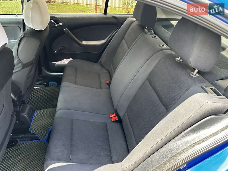 Лифтбек Skoda Octavia 2009 в Черкассах