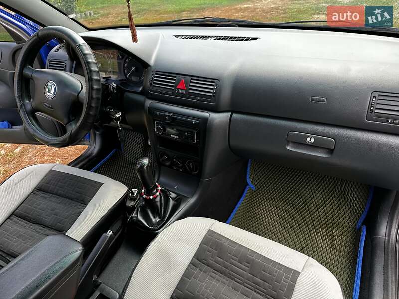 Лифтбек Skoda Octavia 2009 в Черкассах