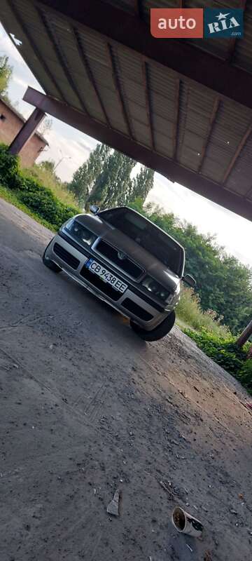 Лифтбек Skoda Octavia 2001 в Чернигове