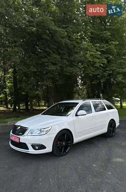 Универсал Skoda Octavia 2010 в 