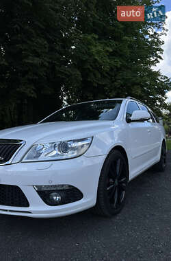Универсал Skoda Octavia 2010 в 