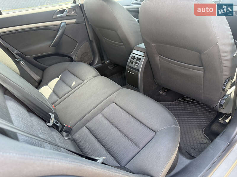 Лифтбек Skoda Octavia 2006 в Львове