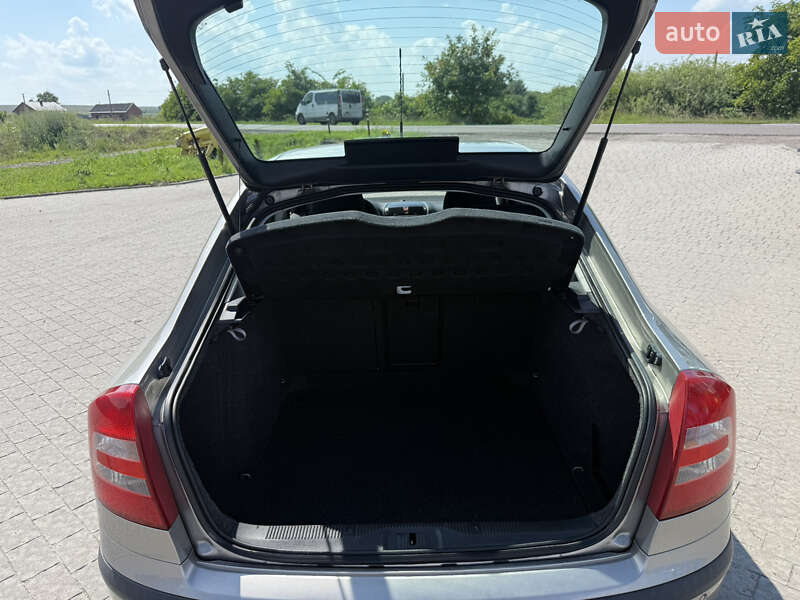 Лифтбек Skoda Octavia 2006 в Львове