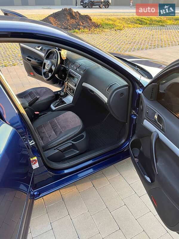 Лифтбек Skoda Octavia 2010 в Хмельницком