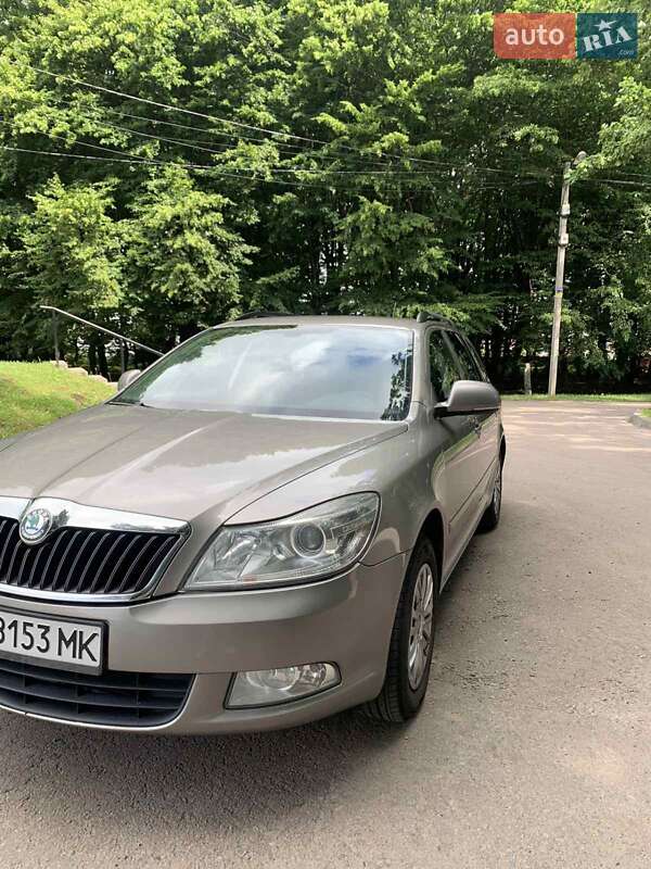 Skoda Octavia 2011
