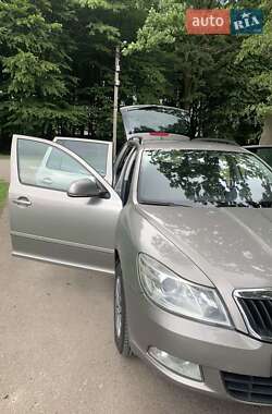 Універсал Skoda Octavia 2011 в 