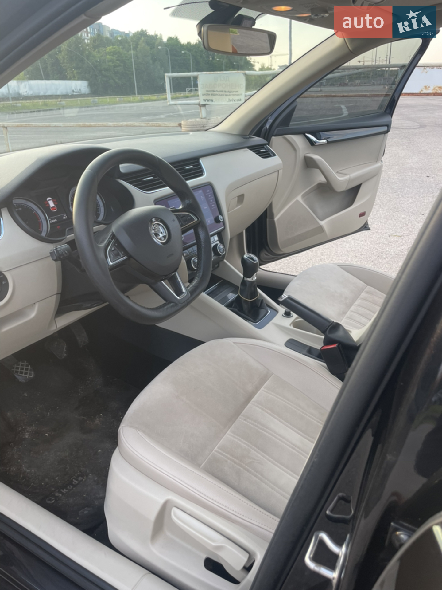 2017 Skoda Octavia - мініатюра 10