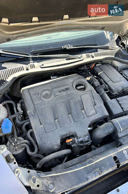 Универсал Skoda Octavia 2012 в 