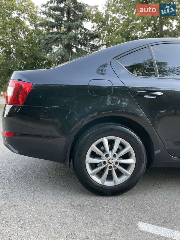 Лифтбек Skoda Octavia 2017 в Подгородном