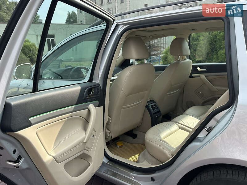 Универсал Skoda Octavia 2010 в Днепре