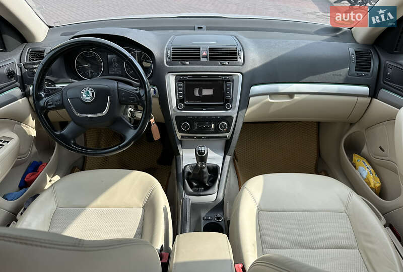 Универсал Skoda Octavia 2010 в Днепре