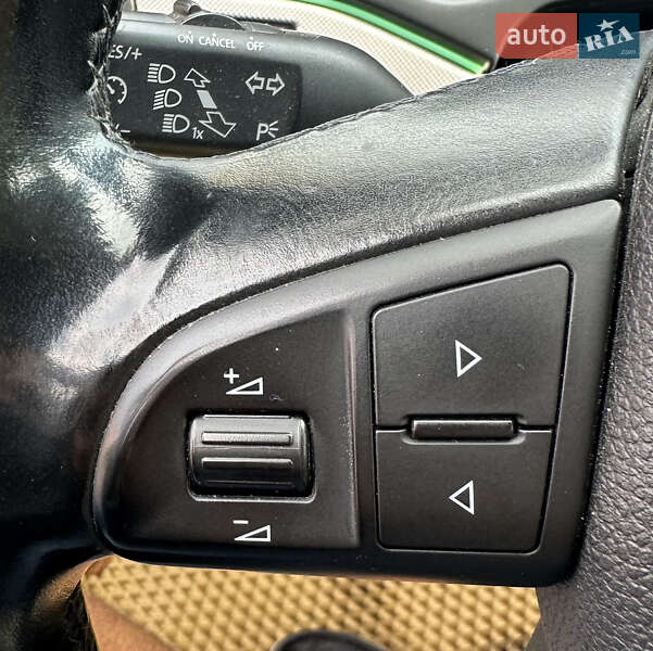 Универсал Skoda Octavia 2010 в Днепре