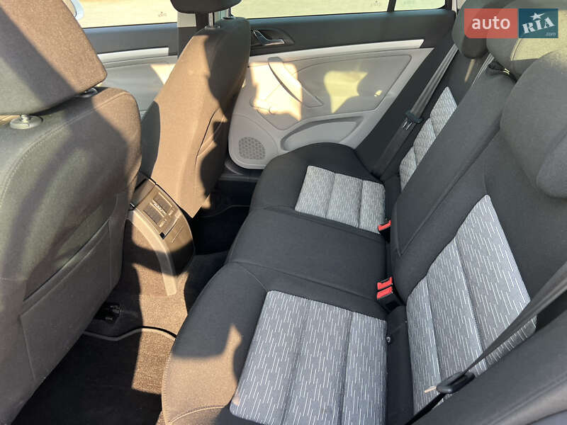 Универсал Skoda Octavia 2009 в Виннице
