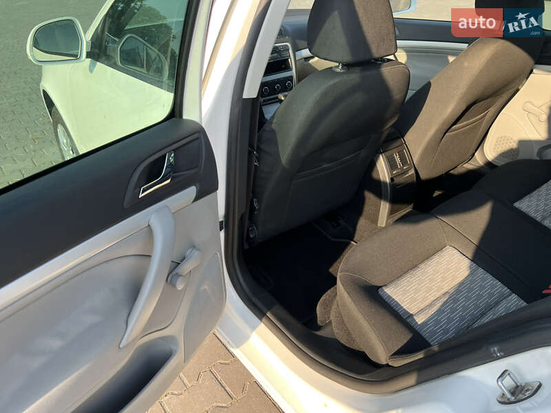 Универсал Skoda Octavia 2009 в Виннице
