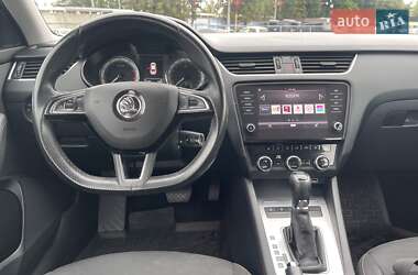 Ліфтбек Skoda Octavia 2019 в 