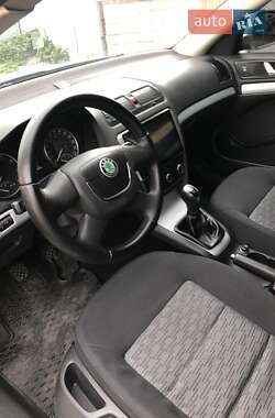 Универсал Skoda Octavia 2010 в 