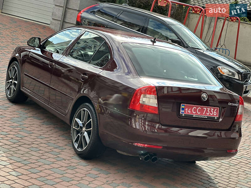 Лифтбек Skoda Octavia 2010 в Ивано-Франковске