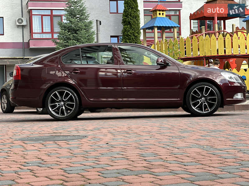 Лифтбек Skoda Octavia 2010 в Ивано-Франковске