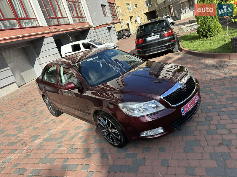 Лифтбек Skoda Octavia 2010 в Ивано-Франковске