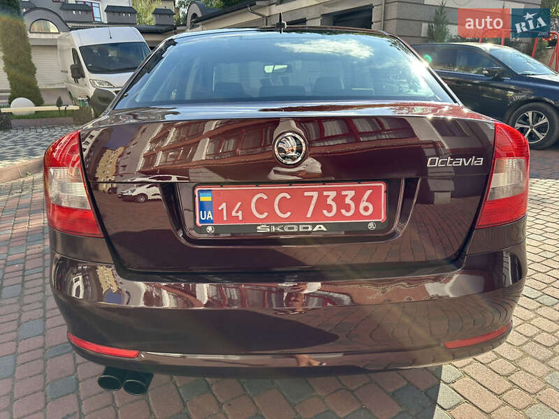 Лифтбек Skoda Octavia 2010 в Ивано-Франковске