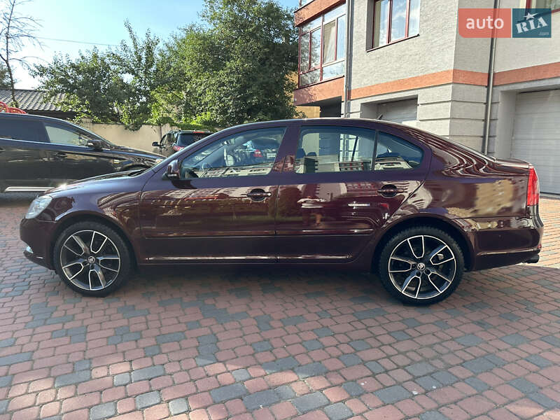 Лифтбек Skoda Octavia 2010 в Ивано-Франковске