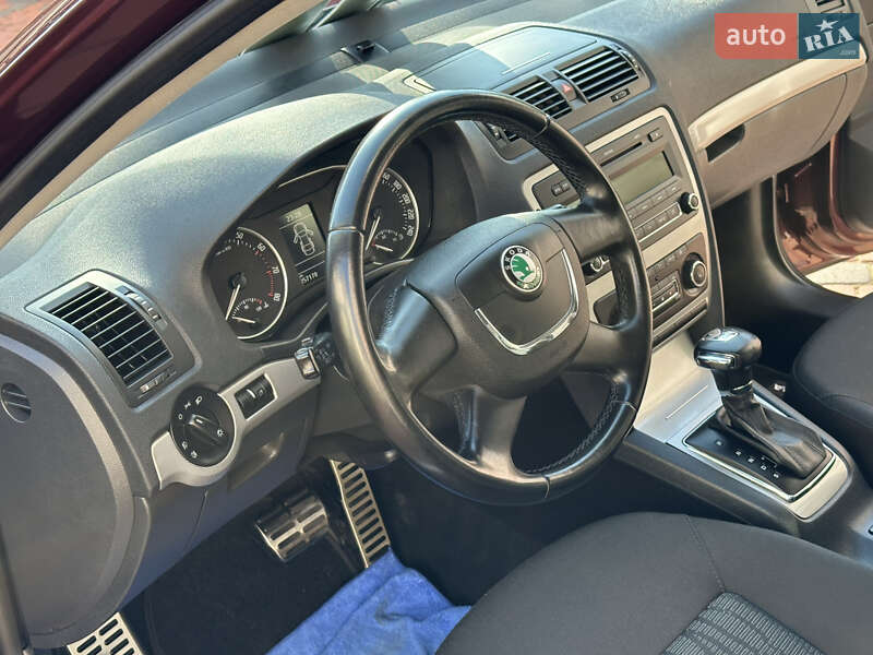 Лифтбек Skoda Octavia 2010 в Ивано-Франковске