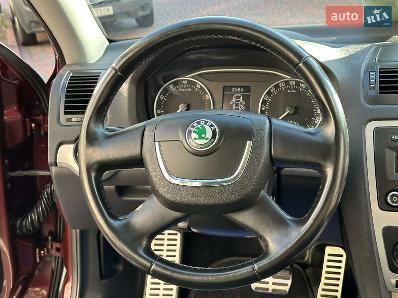 Лифтбек Skoda Octavia 2010 в Ивано-Франковске