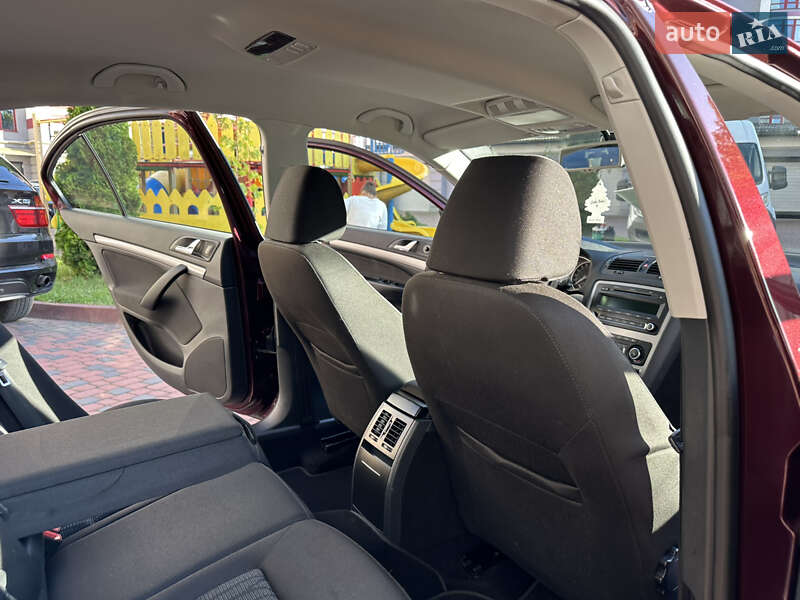 Лифтбек Skoda Octavia 2010 в Ивано-Франковске