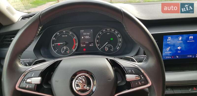 Ліфтбек Skoda Octavia 2021 в Черкасах