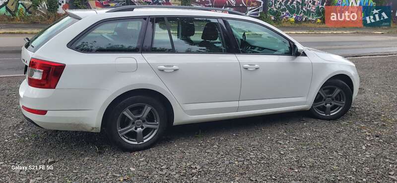Универсал Skoda Octavia 2013 в Луцке