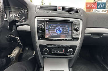 Лифтбек Skoda Octavia 2011 в 