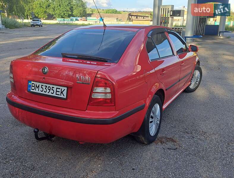 Лифтбек Skoda Octavia 2006 в Ромнах