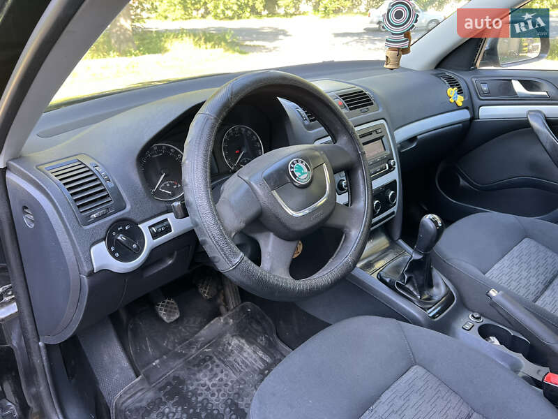 Универсал Skoda Octavia 2010 в Каменец-Подольском