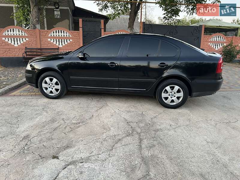 Лифтбек Skoda Octavia 2008 в Мостиске