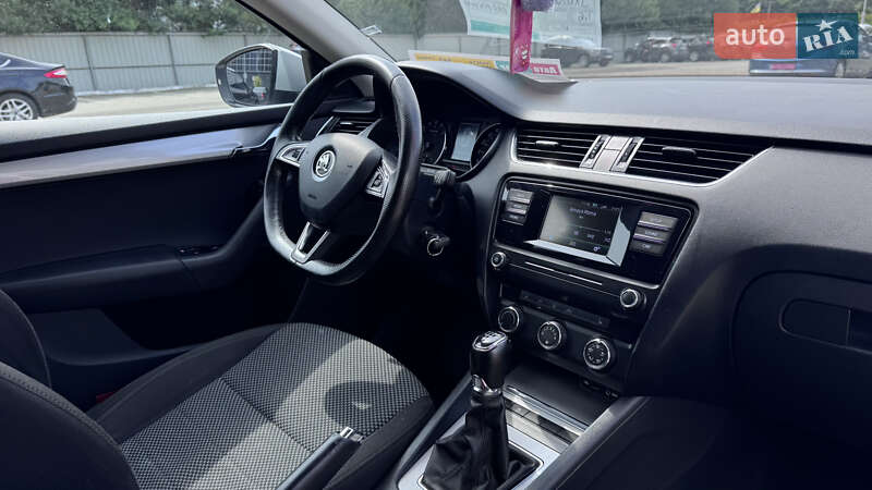 Универсал Skoda Octavia 2016 в Луцке