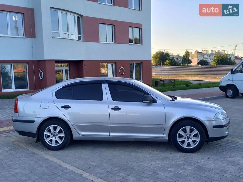 Лифтбек Skoda Octavia 2011 в Виннице