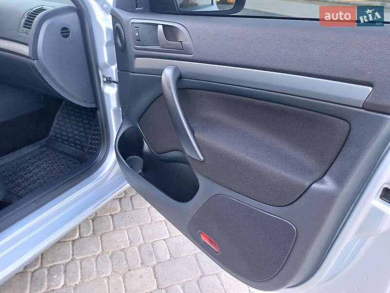 Лифтбек Skoda Octavia 2011 в Виннице