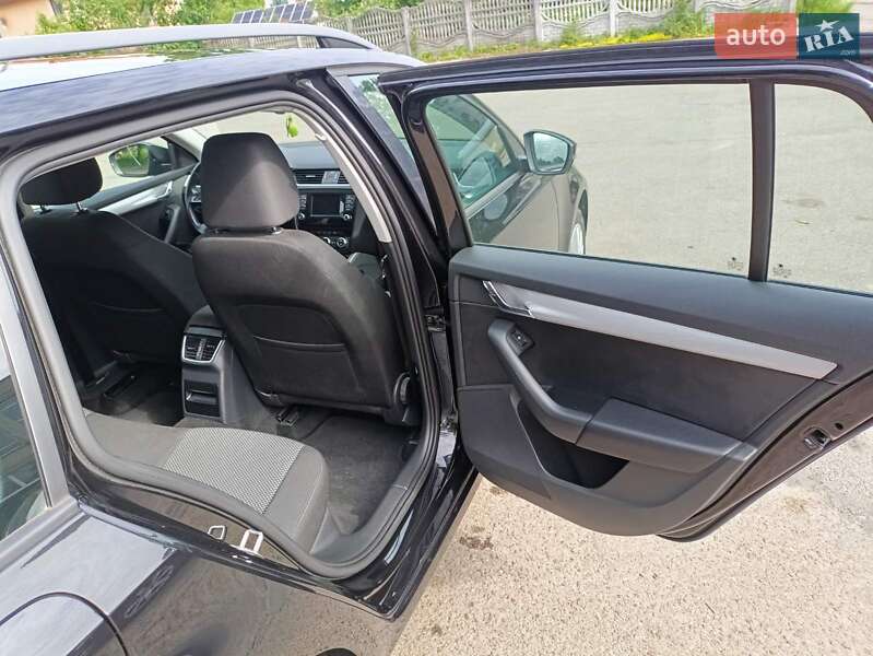 Универсал Skoda Octavia 2015 в Львове